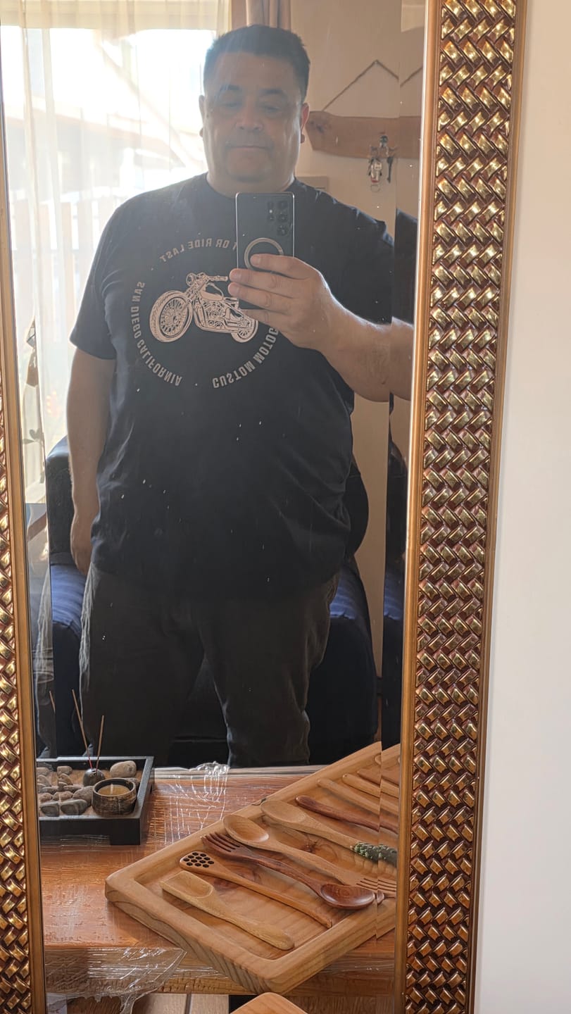 Customer photo review of Polera Hombre Diseño Frontal Negro