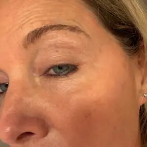 Customer photo review of Lunga Tenuta Matita Sopracciglia Impermeabile Effetto Naturale