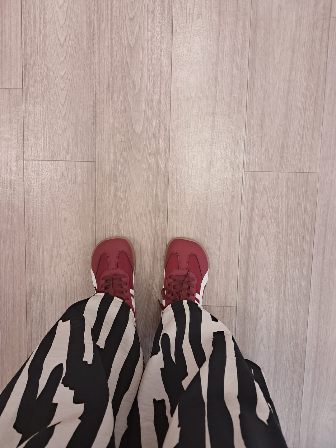Customer photo review of Sedge - Wide Toe Sneakers