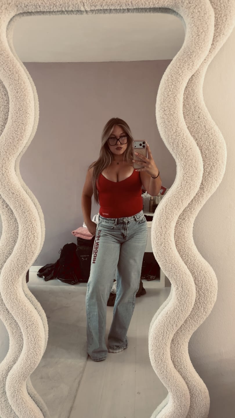 Customer photo review of RED EMBROIDERED LOGO JEANS