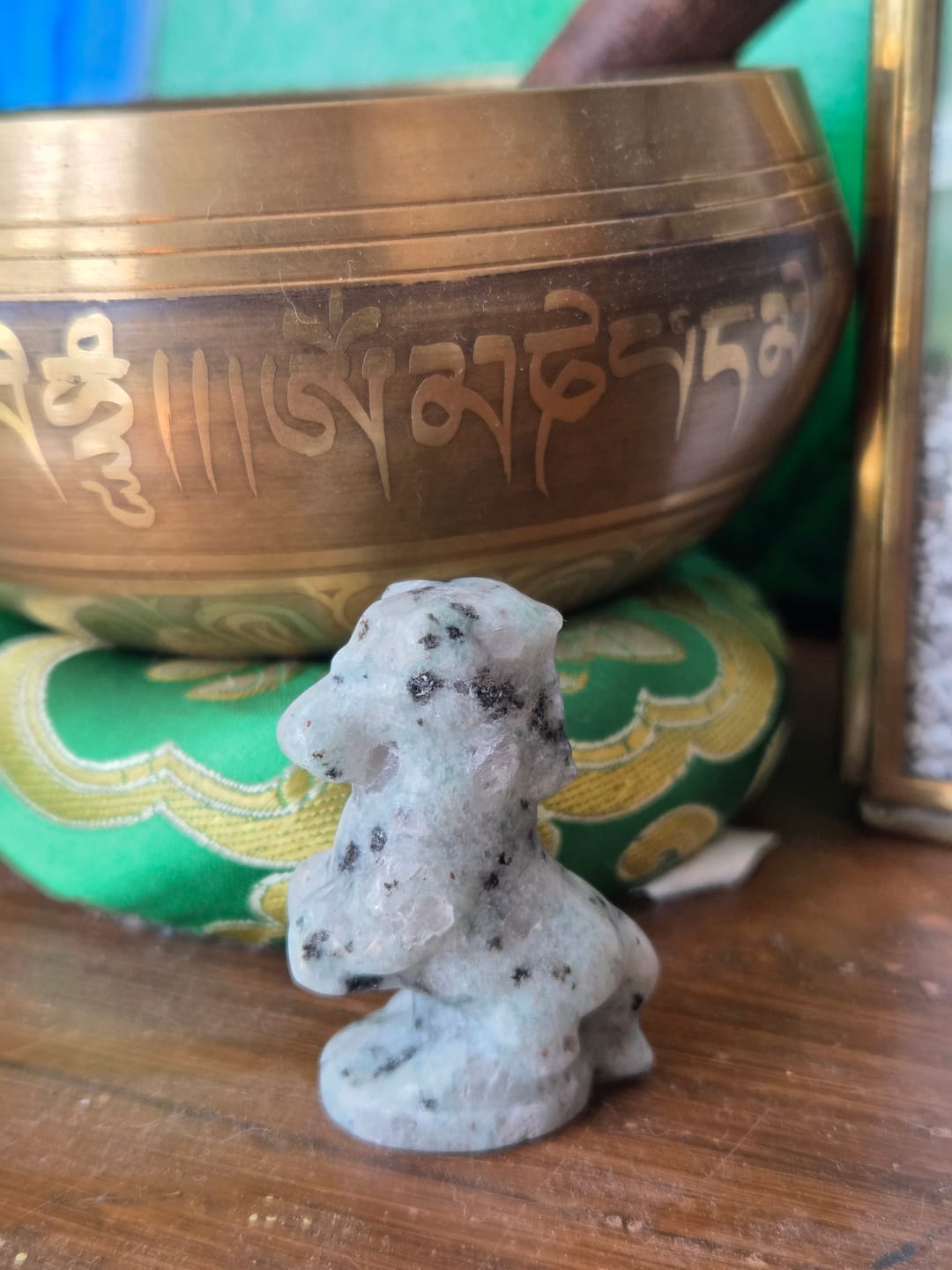 Customer photo review of Natural Crystal Carving Mini Horse