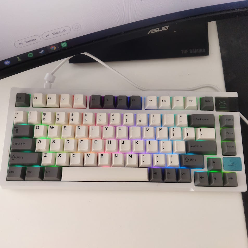 Customer photo review of Darmoshark K8 Mekanik Klavye