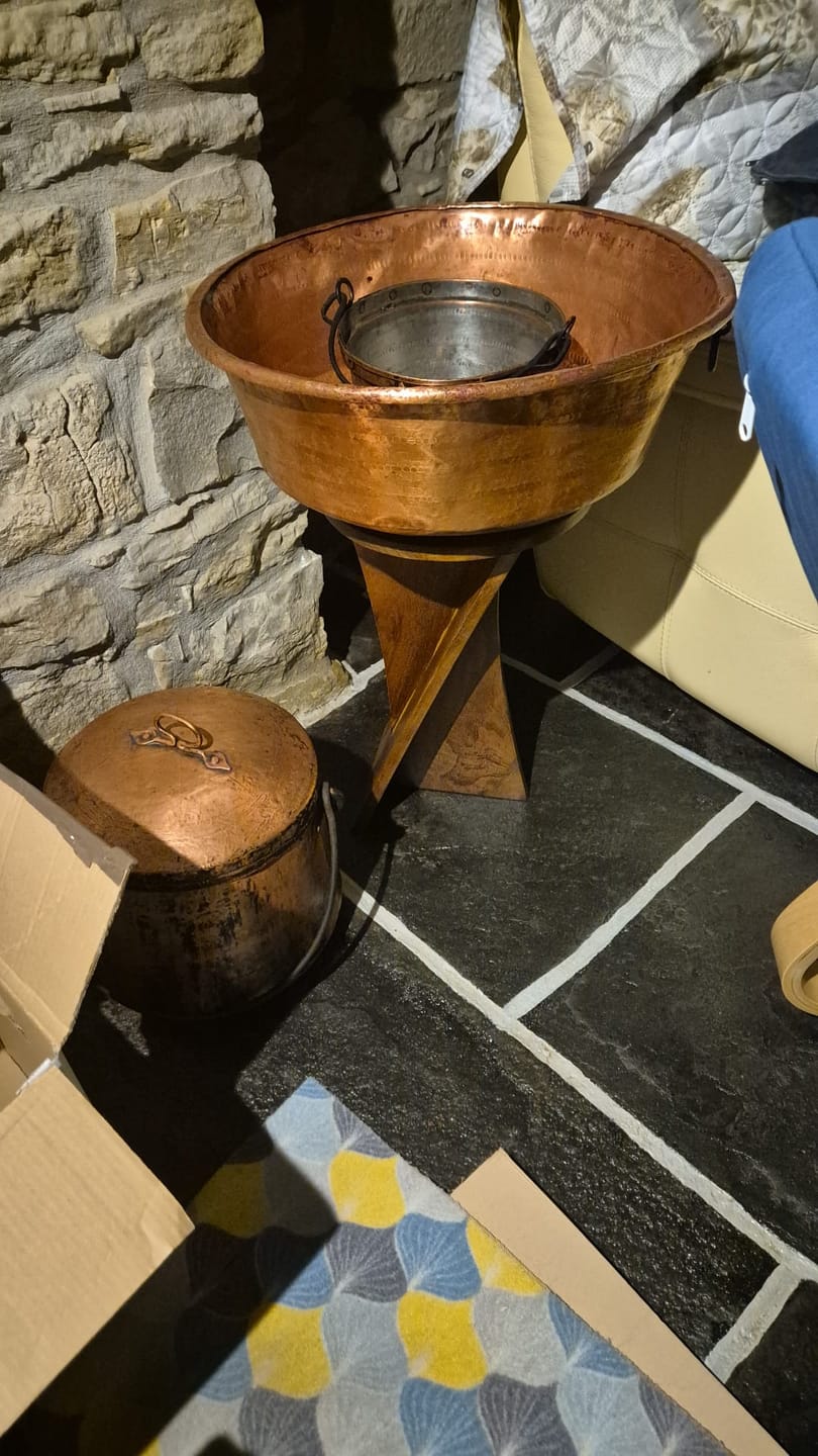 Customer photo review of PATNA - Table d'appoint bout de canapé en bois de manguier foncé