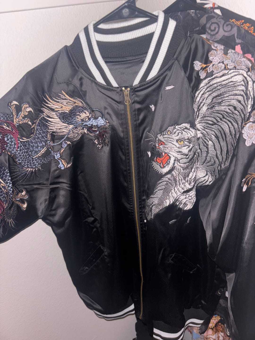 Customer photo review of Four Legendary Creatures Sukajan Souvenir Jacket