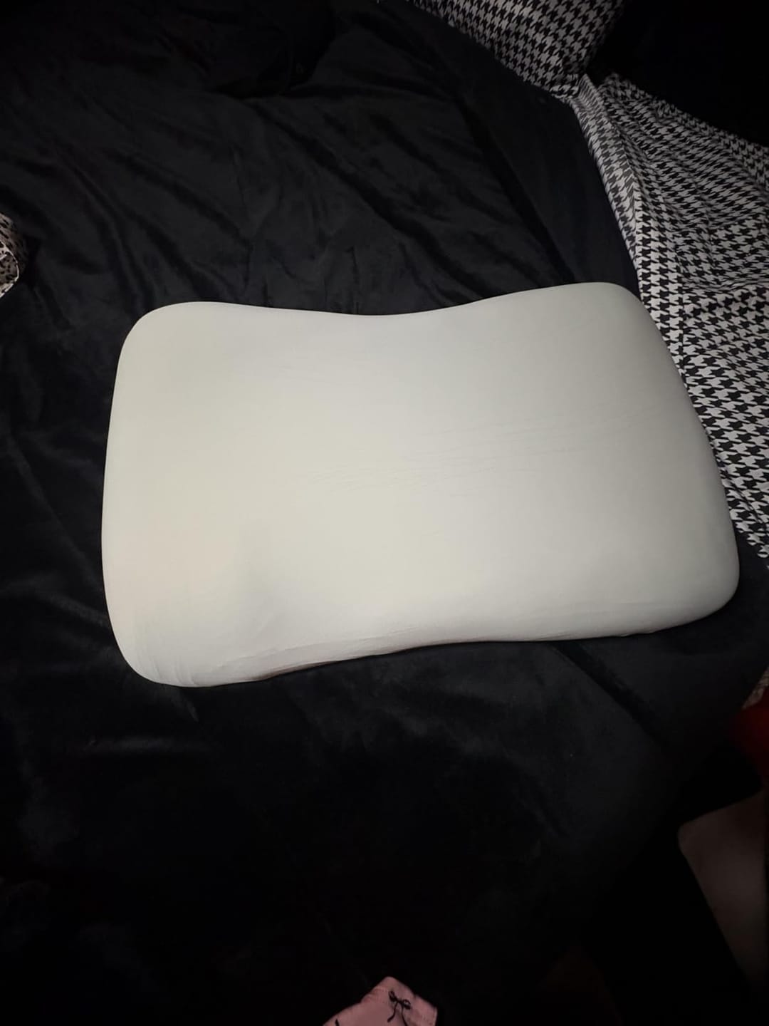 Customer photo review of Ergonomisches Nackenstützkissen ErgoCurve