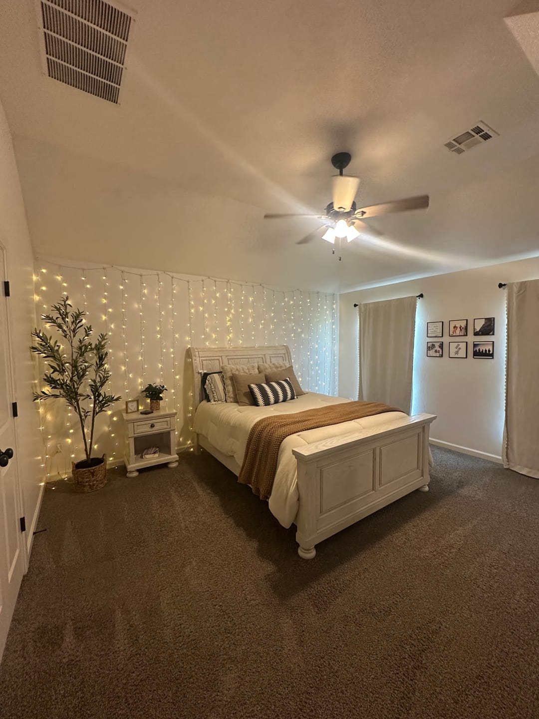 Customer photo review of MarshMellow Comforter