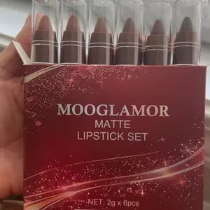 Customer photo review of Idratazione e Lunga Tenuta Matita Labbra Opaca Set Nude Marrone