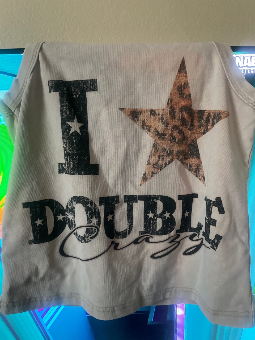 Customer photo review of Leopard Star Vintage Graphic Tank-522