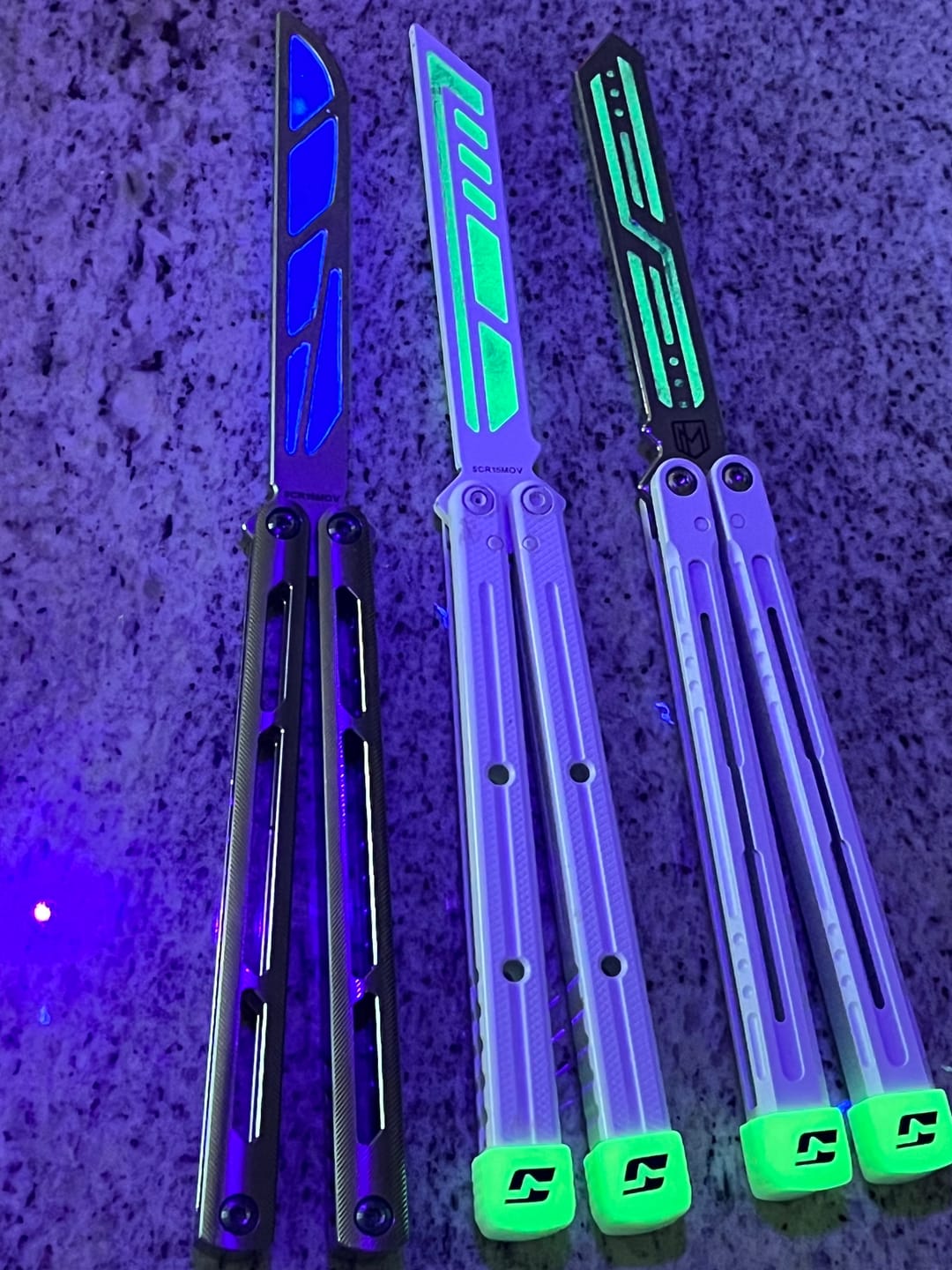 Customer photo review of MXNIUM Skylark Balisong Aluminum Alloy Handle 9CR18MOV Stainless Steel Blade Bushing