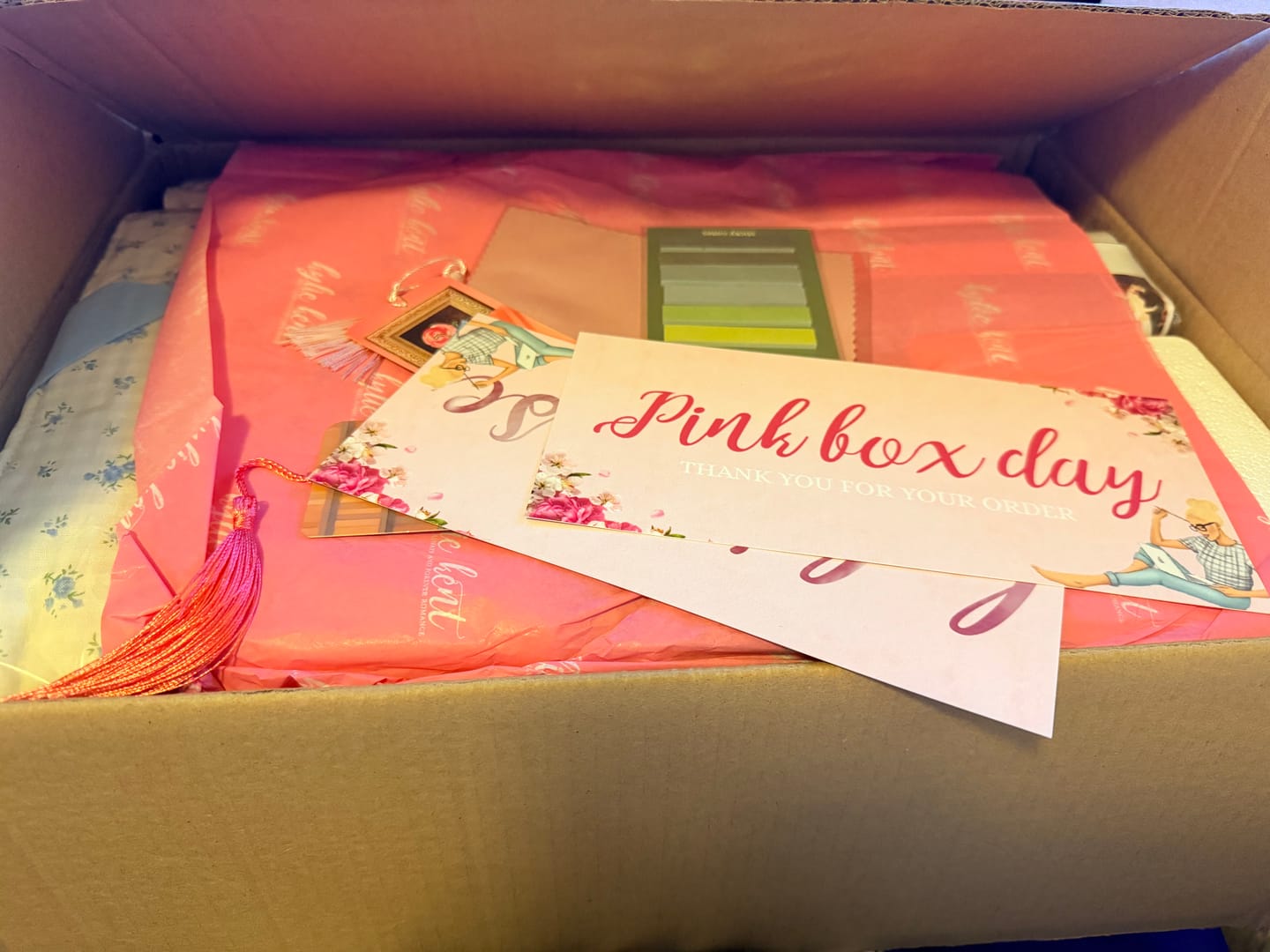Customer photo review of Medium Blind Book Box