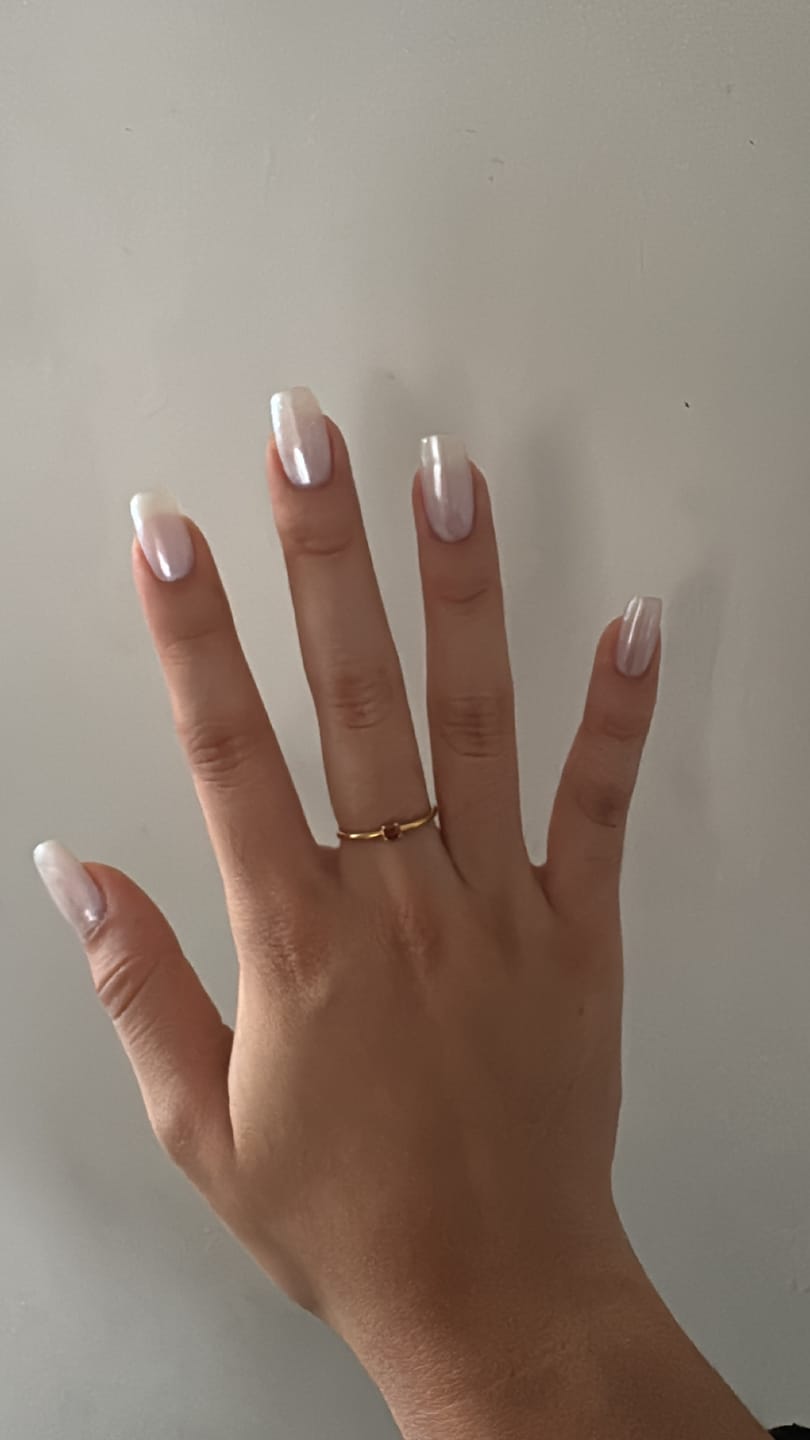 Customer photo review of Anillo Zirconia Birthstone