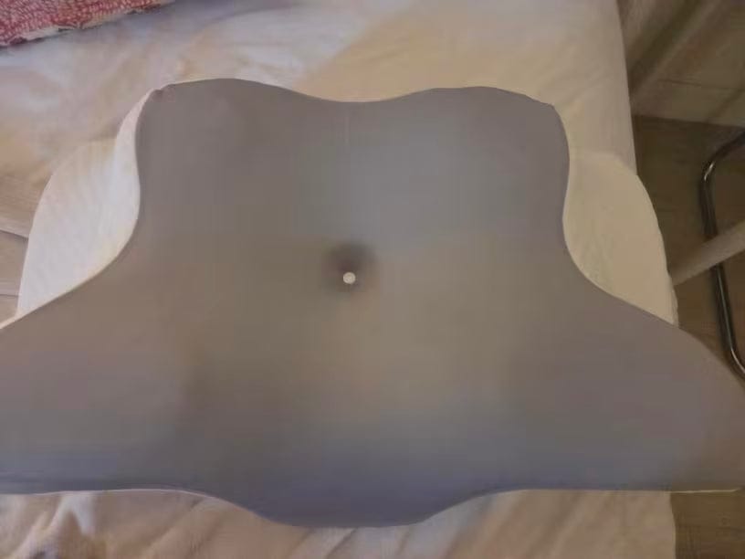 Customer photo review of Zavesleep - Contour Relief Pillow