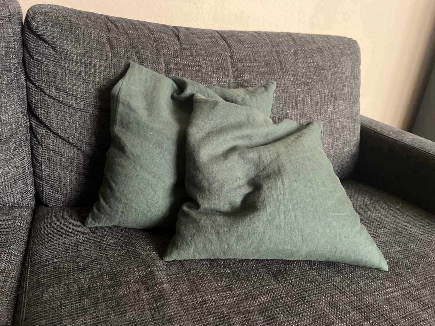 Customer photo review of Leinen-Kissenbezug, Forest Green