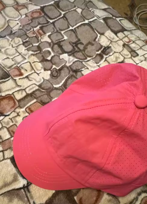 Customer photo review of Gorra Magnética para Cola de Caballo