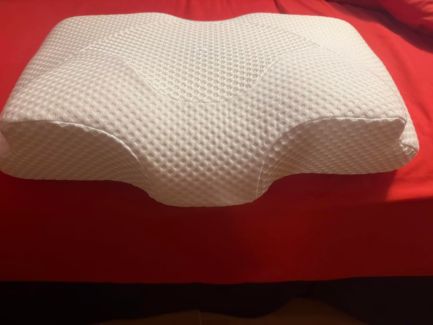 Customer photo review of Ergonomisches Nackenstützkissen ErgoNest – Höhenverstellbar