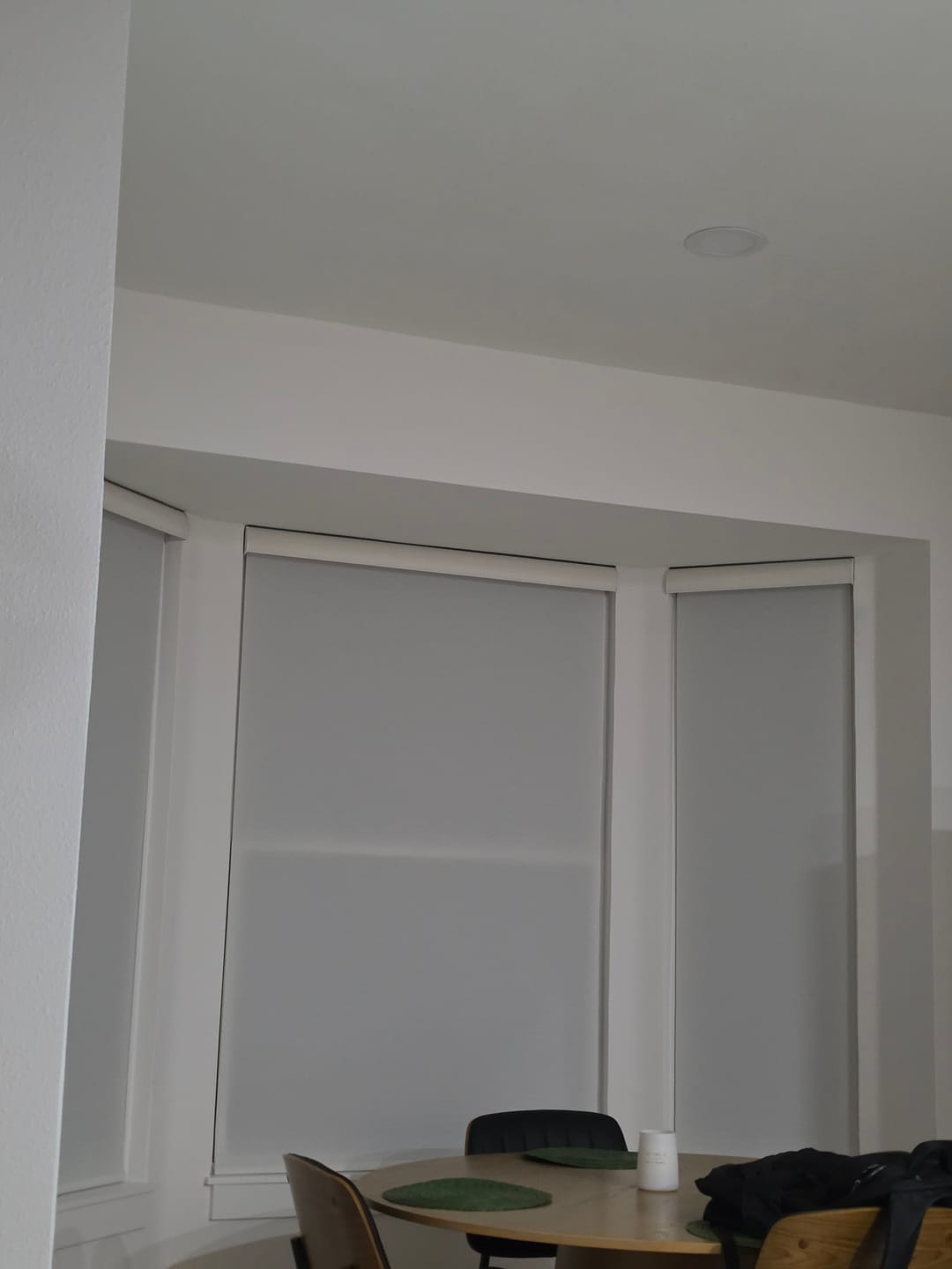 Customer photo review of SmartWings Motorized Light Filtering Roller Shades 70% Blackout Safari