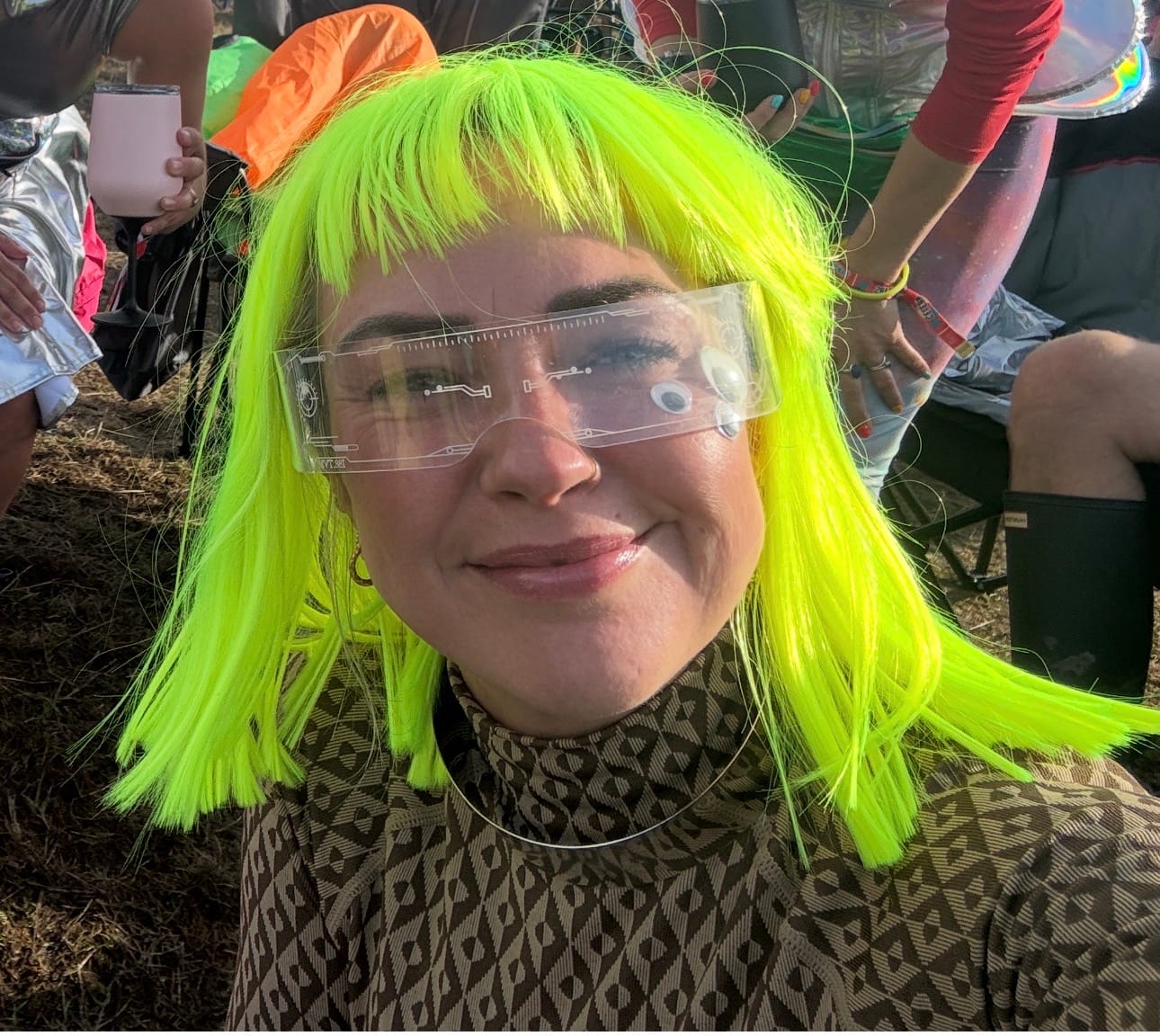 Customer photo review of Fever Lola Wig