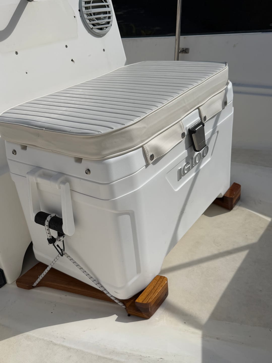Customer photo review of Marine Cooler Cushion - 70Qt - Igloo Marine Ultra Or Marine Elite New Style (2023)