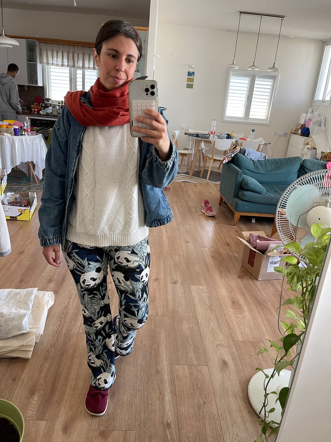 Customer photo review of צעיף פרנזים בורדו אדמדם
