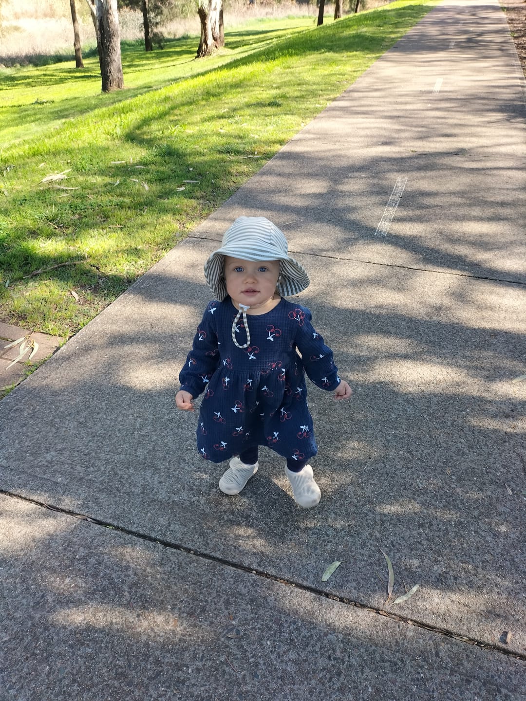 Customer photo review of SOHLS® Velcro MOVE Toddler Shoe – Ivory Dune