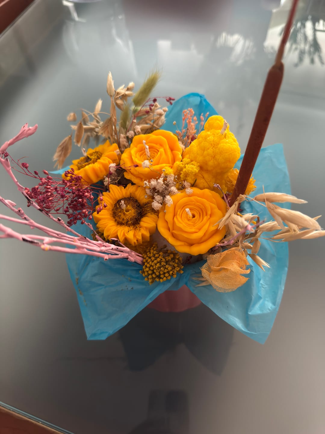 Customer photo review of Colorante líquido para velas AMARILLO