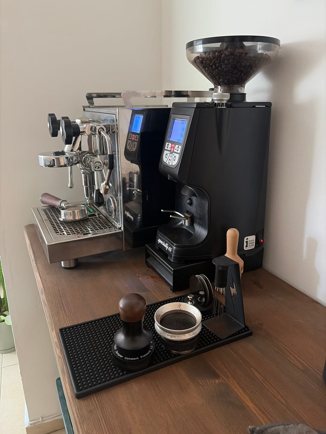 Customer photo review of MHW-3BOMBER Flash Tamper 30lbs Constant Pressure Espresso Tamper 2.0 Sound Feedback
