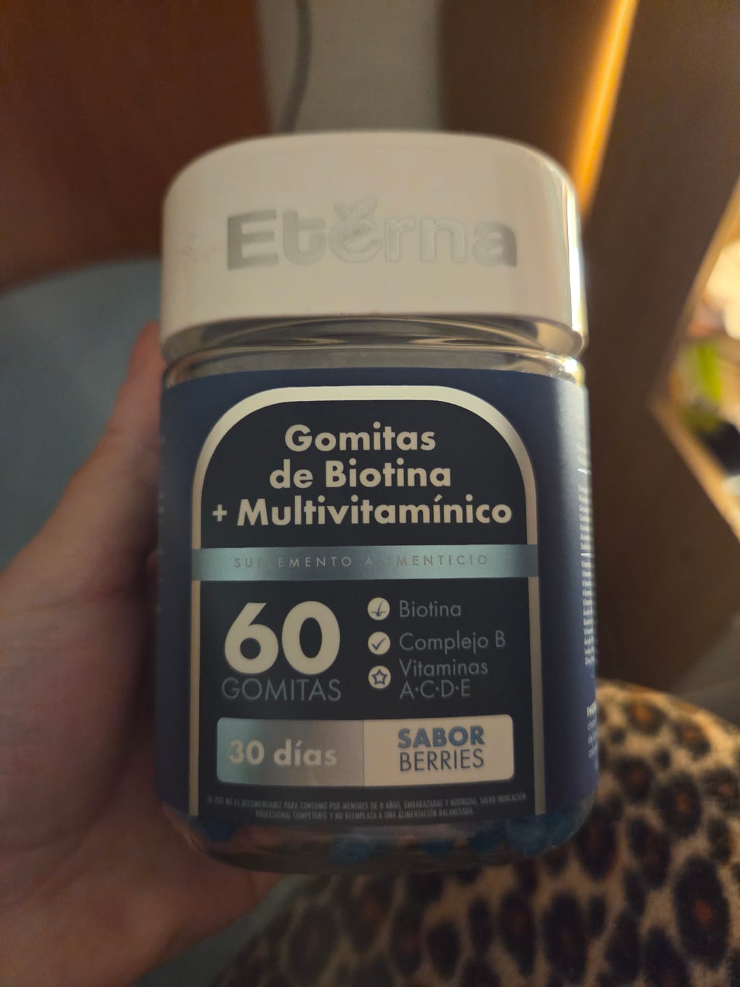 Customer photo review of Gomitas de Biotina y Multivitamínico