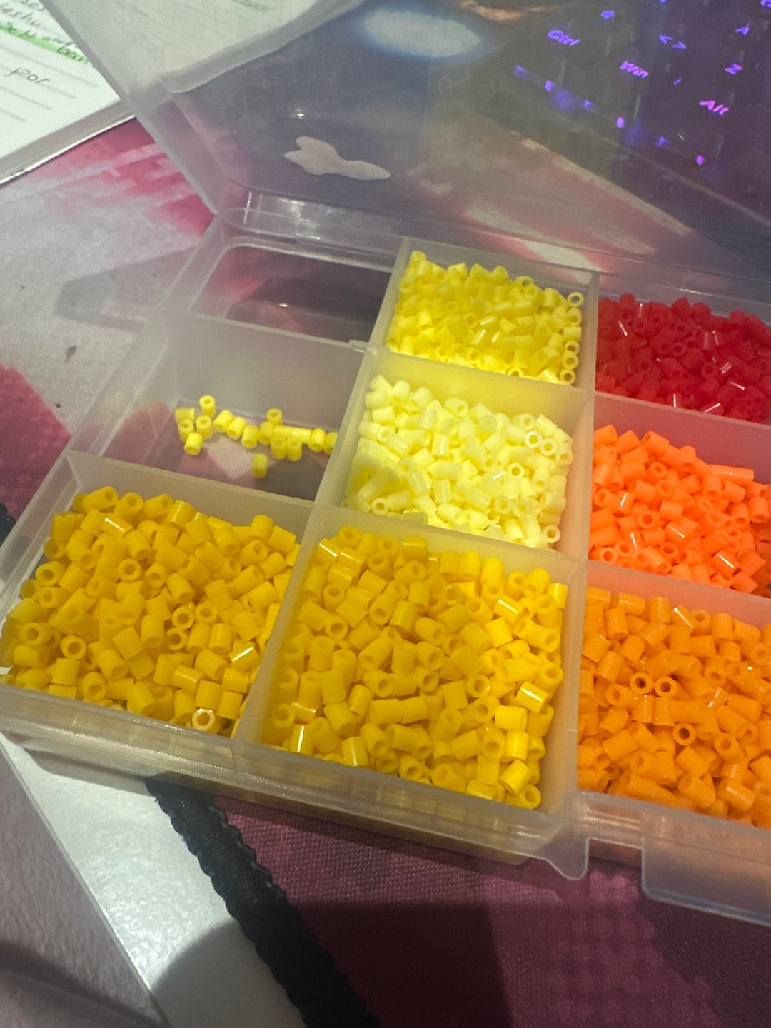 Customer photo review of Bolsa de 1000 Beads - MINI 2.6mm (C01-C99)