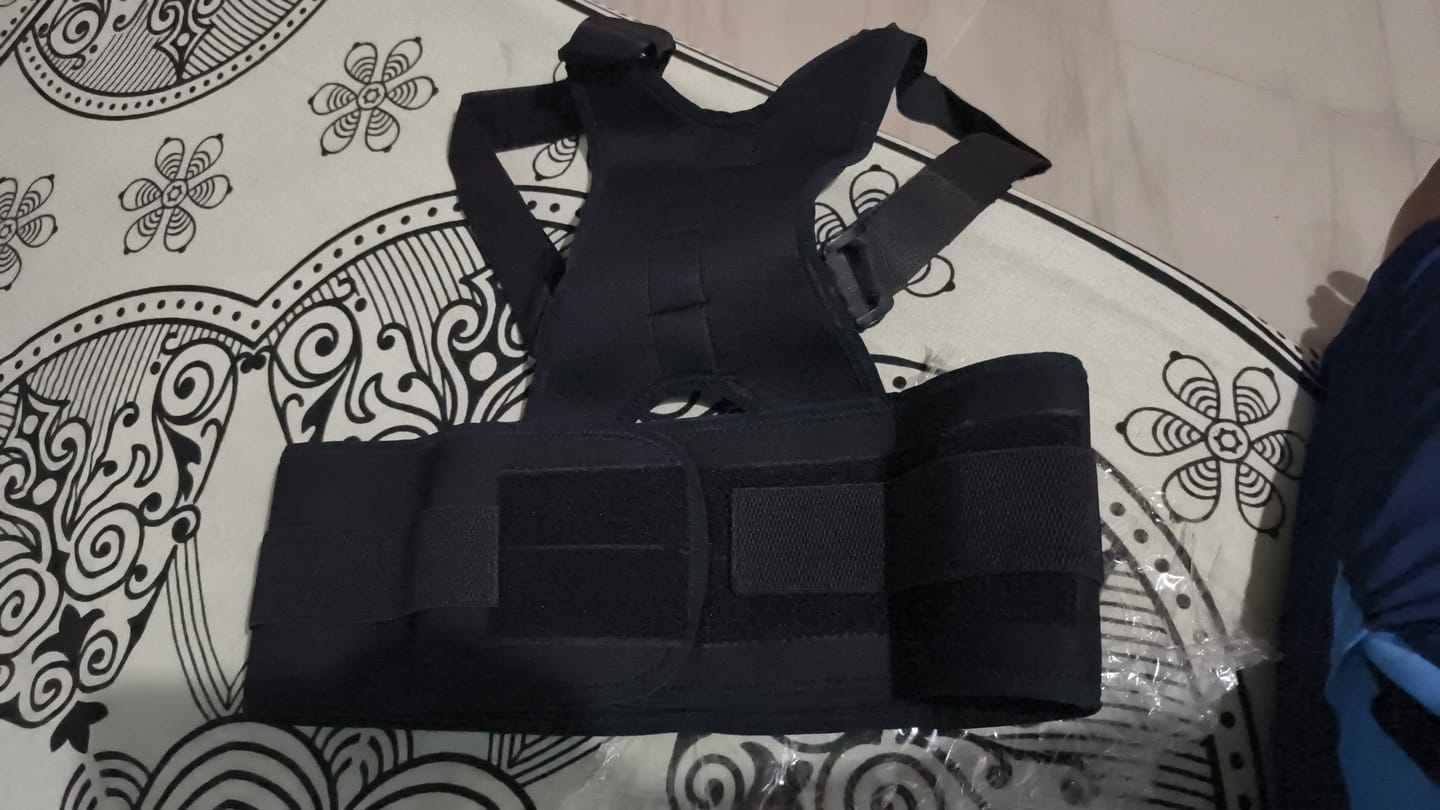 Customer photo review of Blinqo FitPro EMS Ab Stimulator - 20,000 Reps in 20 Minutes (Assorted)
