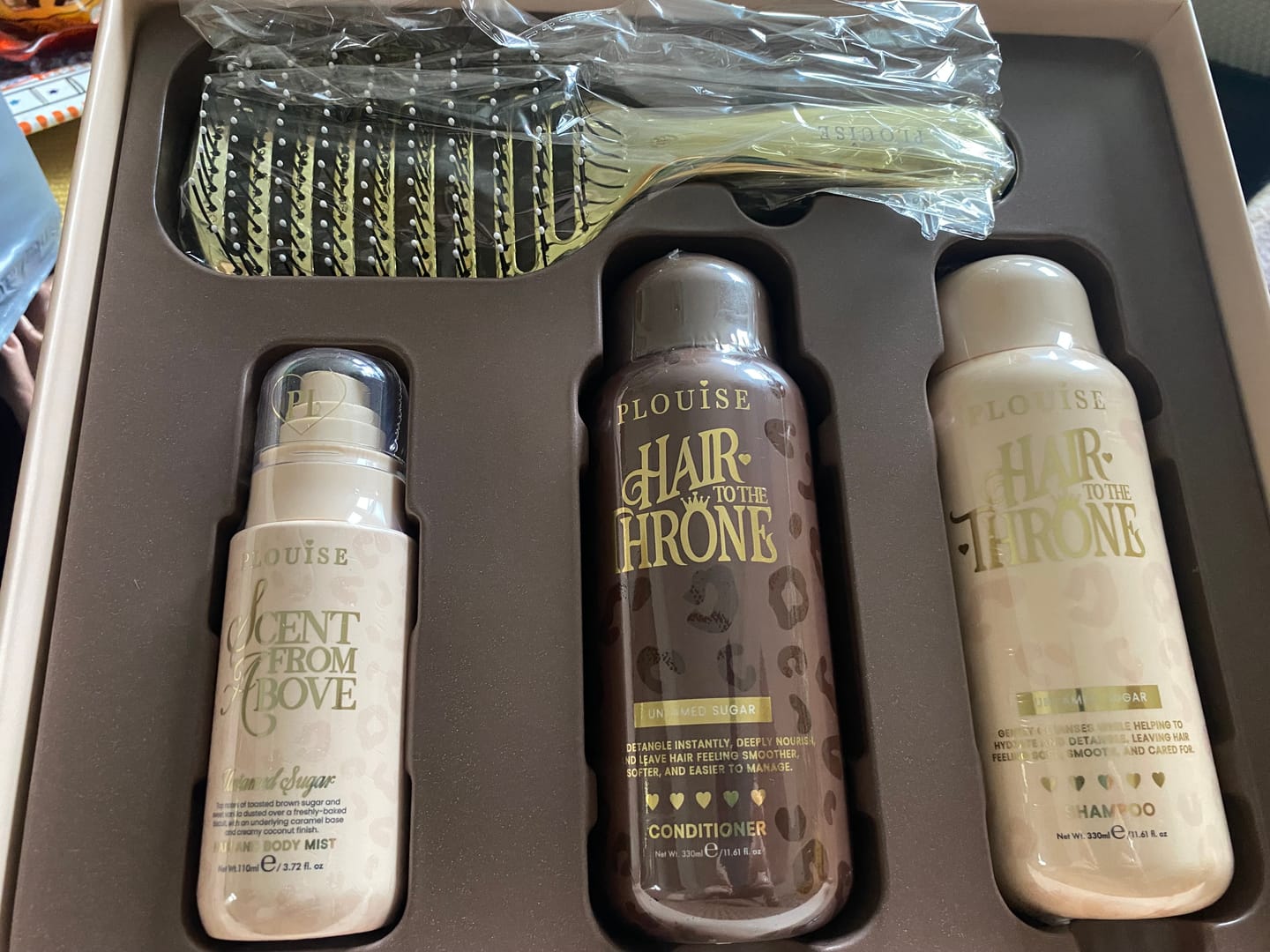 Customer photo review of Cheetah Claim To Tame Hair Care Set