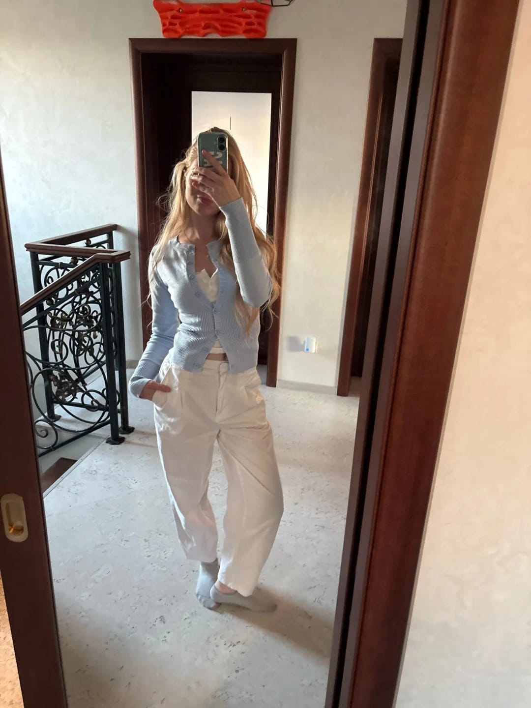 Customer photo review of Chaqueta de punto fina con botones y corte ajustado