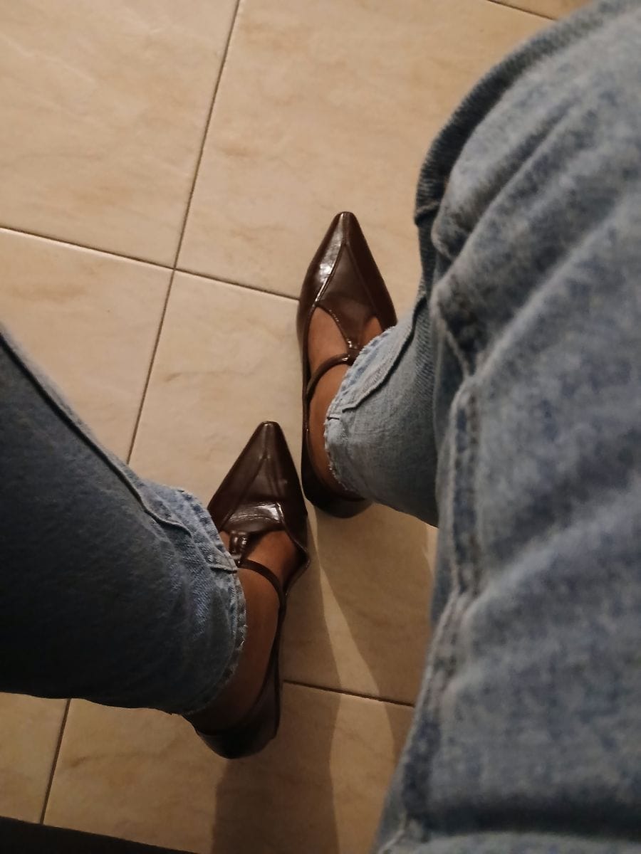 Customer photo review of נעלי עור סלין בורגנדי