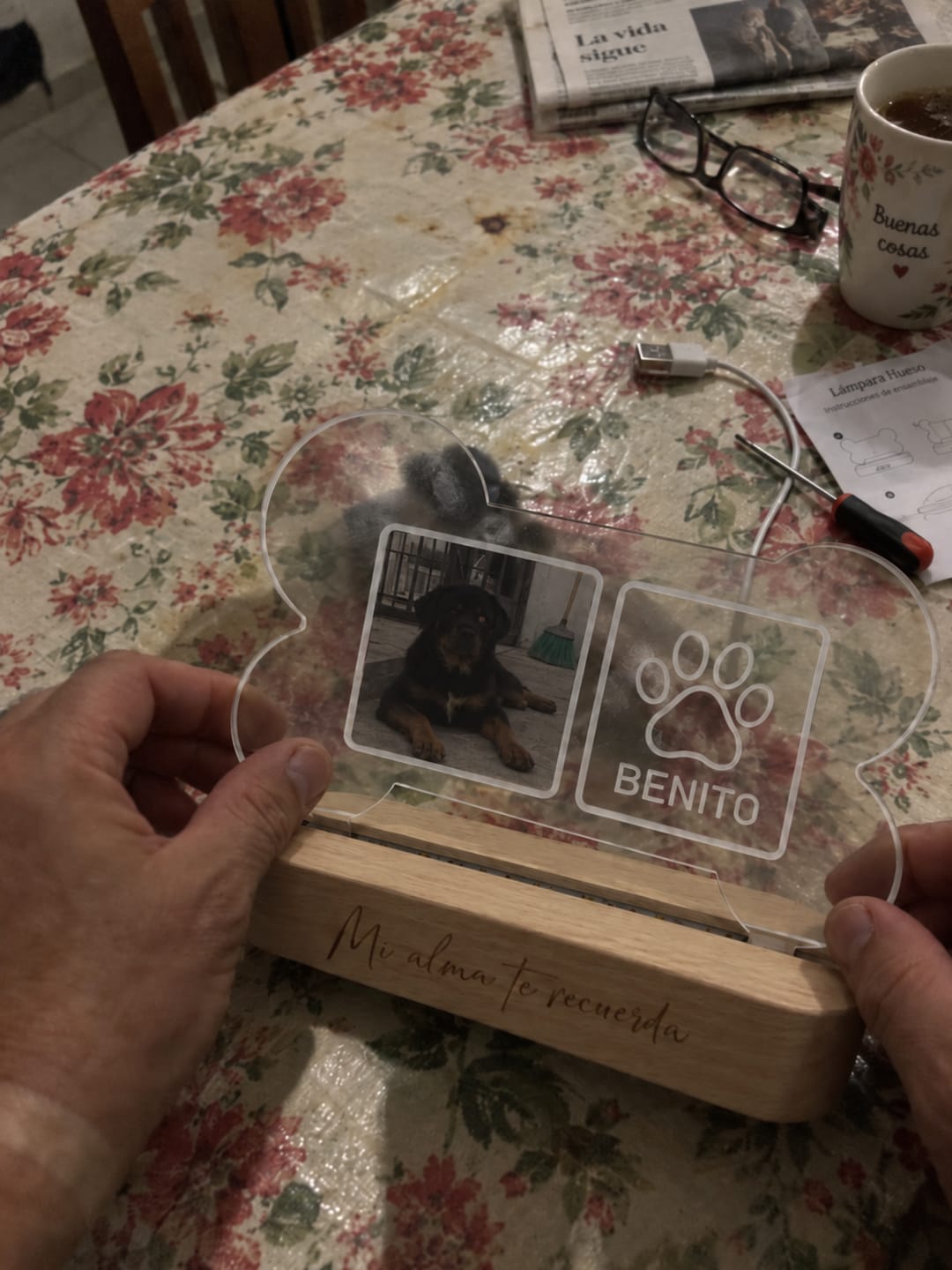 Customer photo review of Lámpara Memorial de Tu Perro