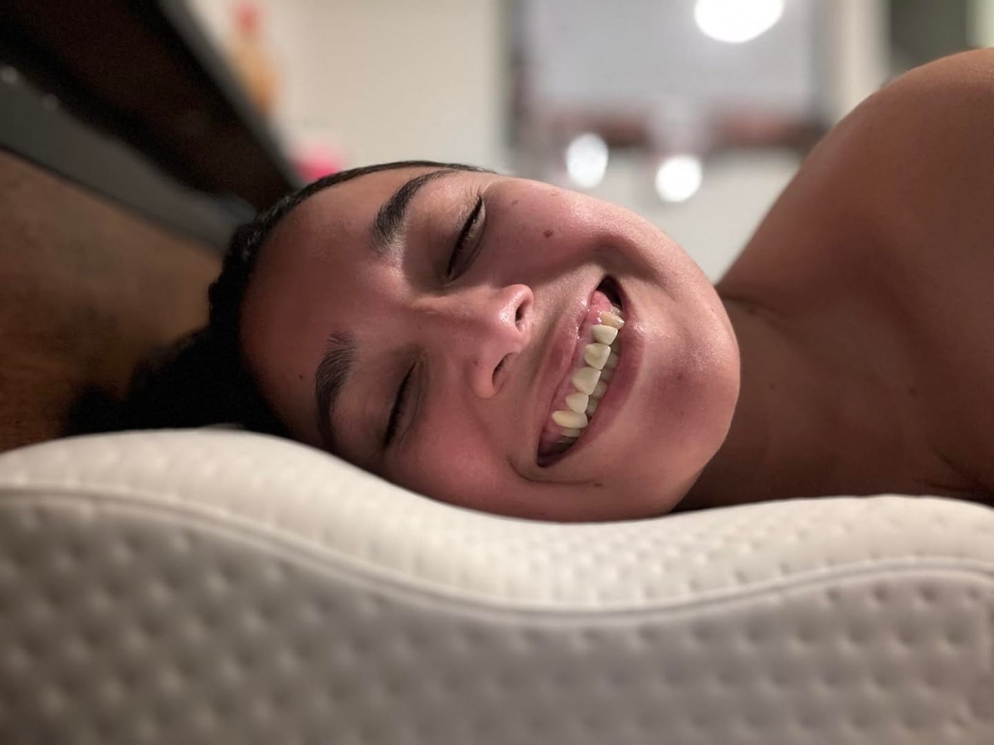 Customer photo review of Ergonomisches Nackenstützkissen ErgoCloud