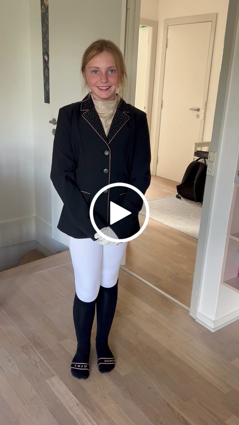 Customer video review of PARIS - COMPETITION SHOW JACKET | BLACK ROSE GOLD