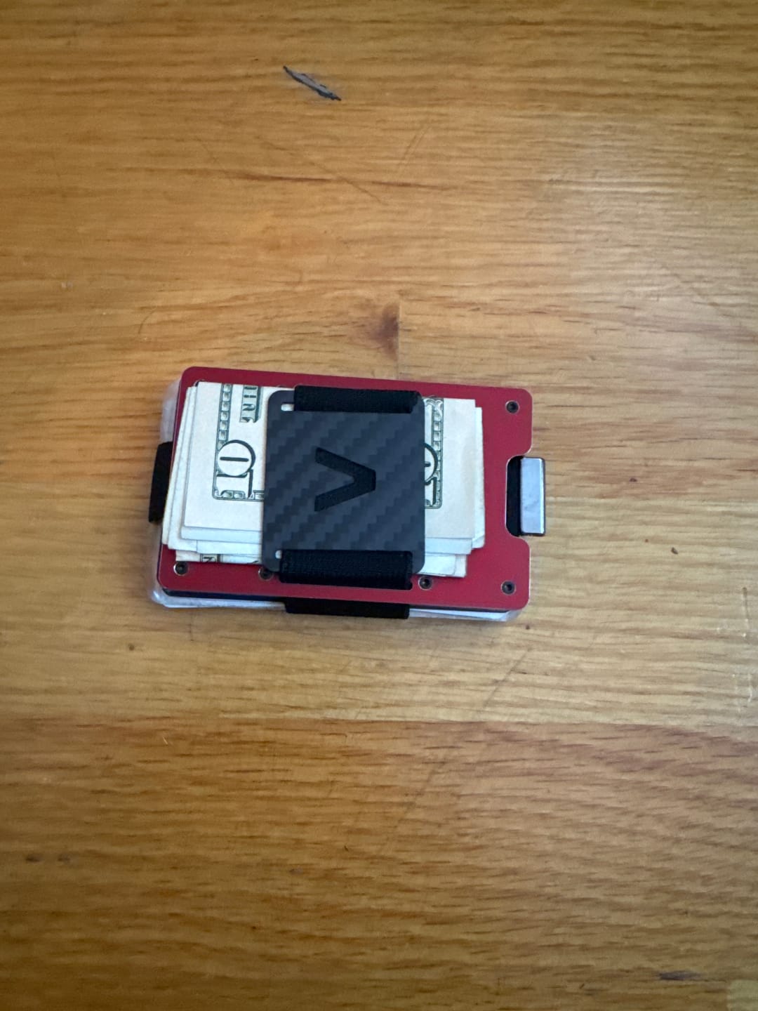 Customer photo review of Imola Red Metal Slim Wallet