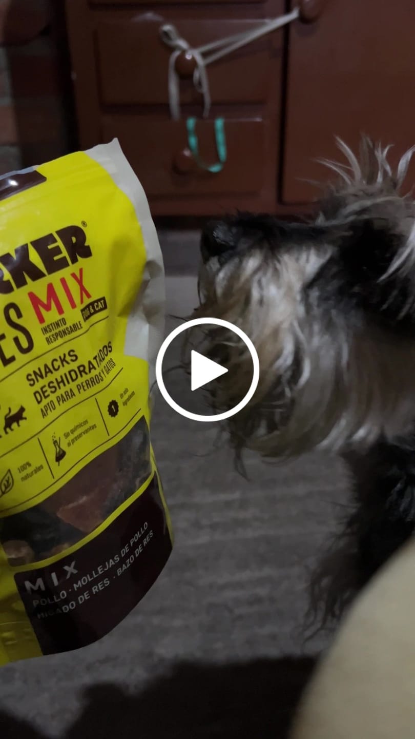 Customer video review of Barker Bites Mix