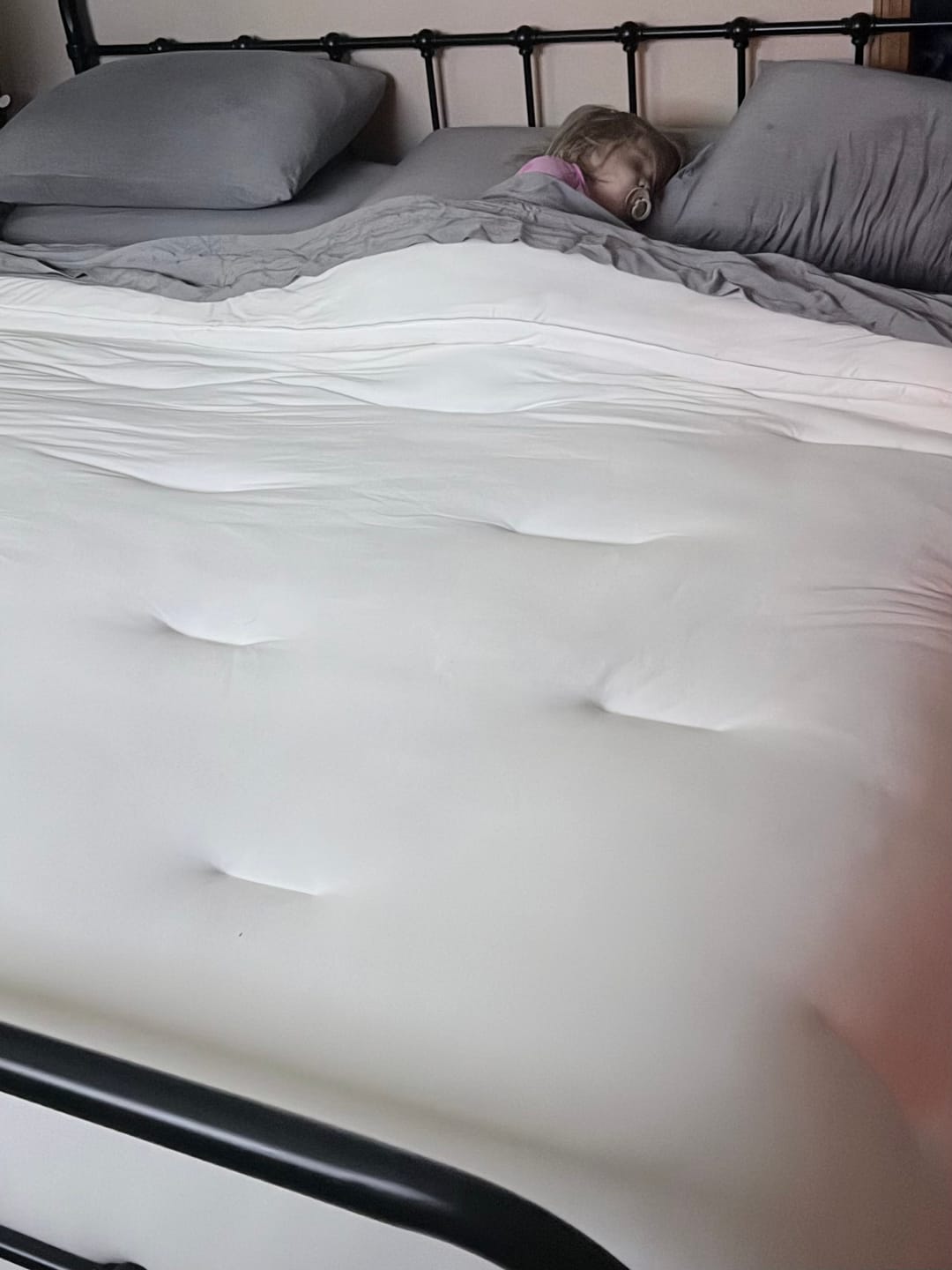 Customer photo review of MarshMellow Comforter