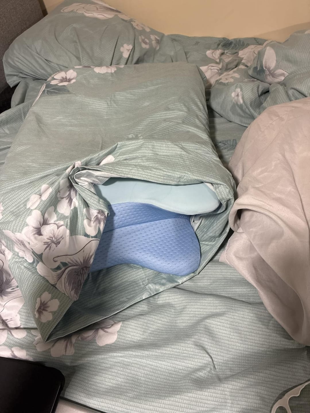 Customer photo review of Ergonomisches Nackenstützkissen ErgoContour