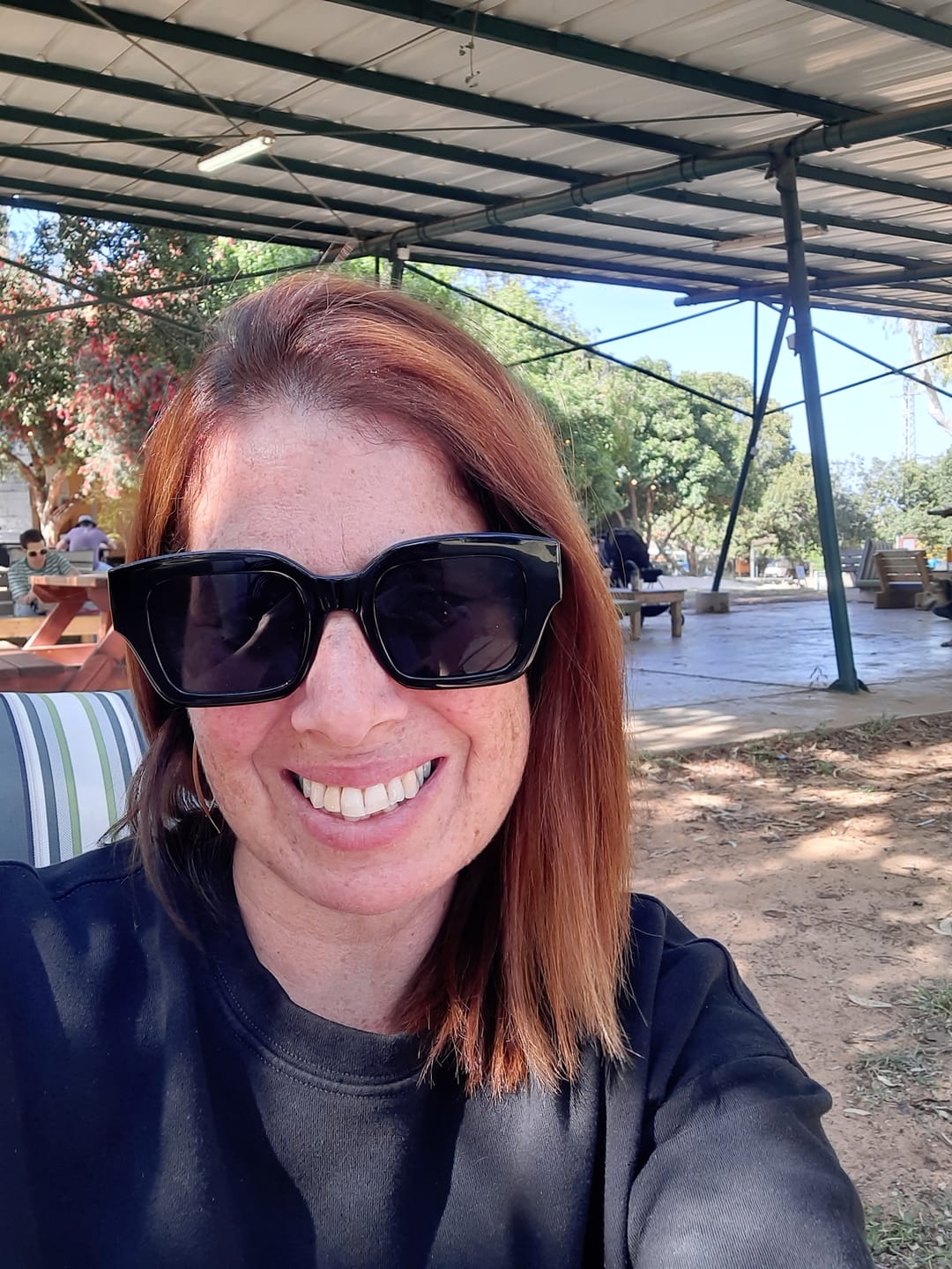Customer photo review of משקפי שמש איזבל שחורות