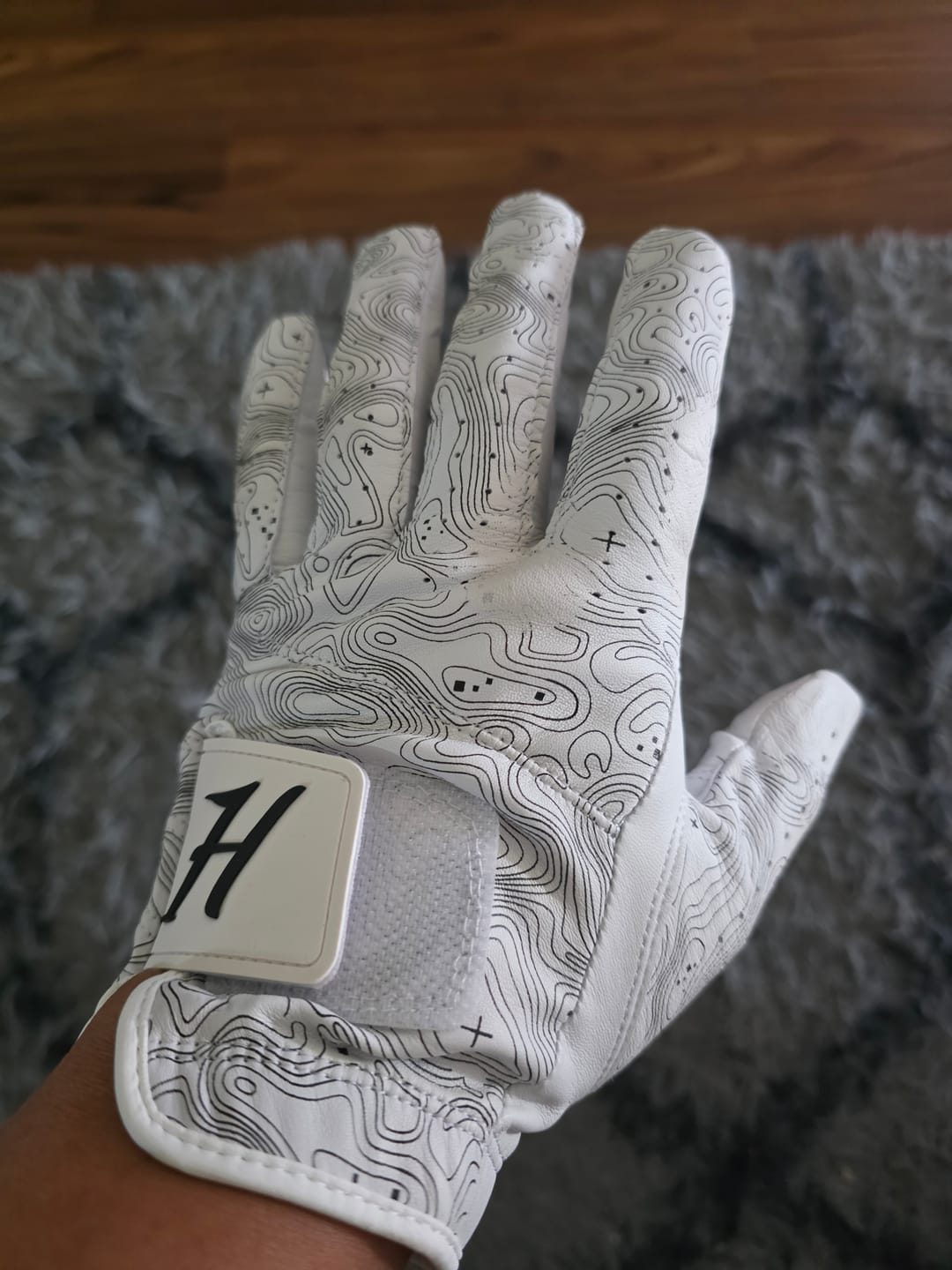 Customer photo review of Links Holen SureGrip Glove