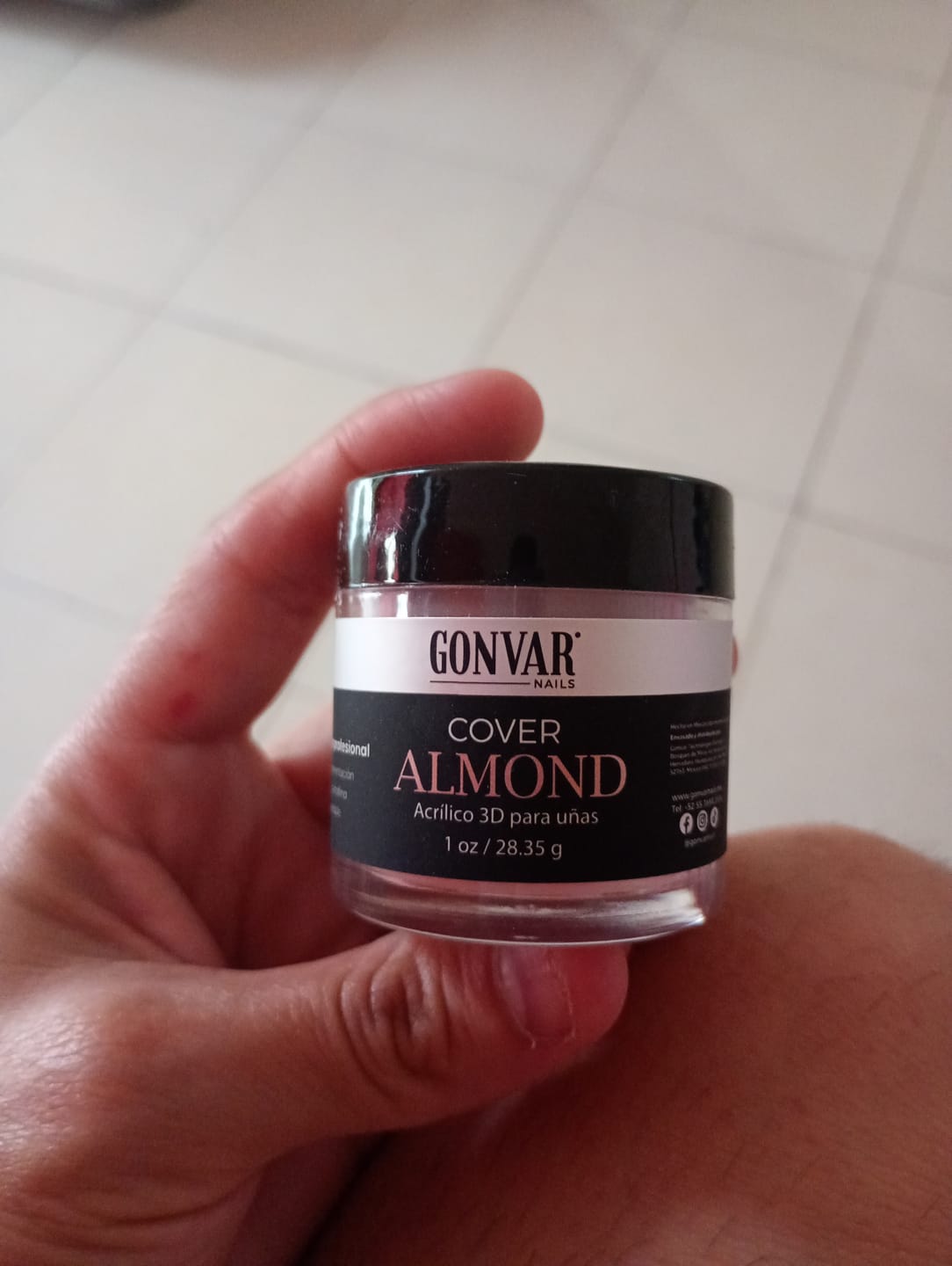 Customer photo review of Acrílico Cover Almond