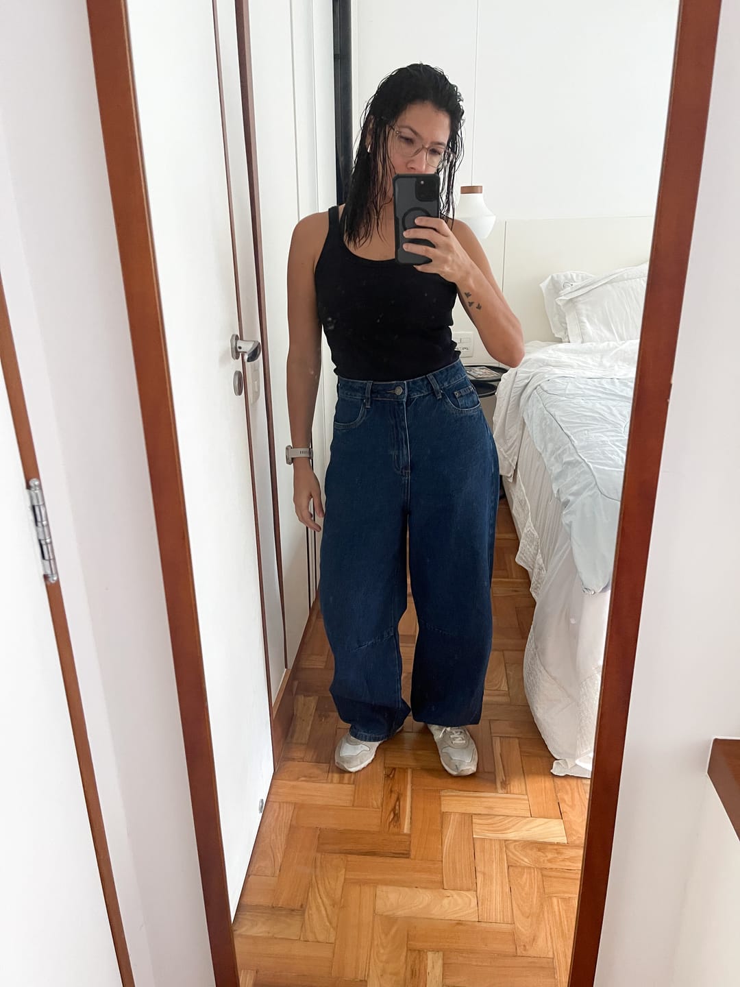 Customer photo review of Calça Jeans Balloon Baobá Azul Escuro