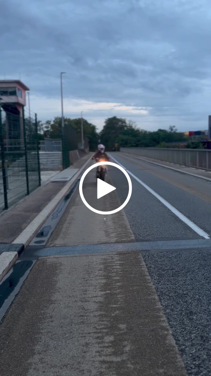 Customer video review of CARELESS - GRAPHICS KIT