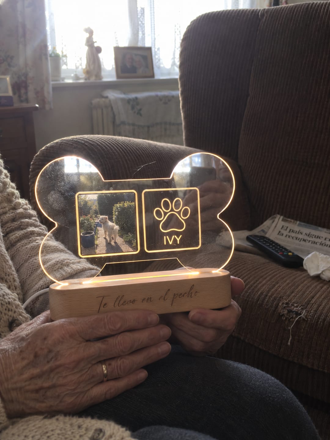 Customer photo review of Lámpara Memorial de Tu Perro