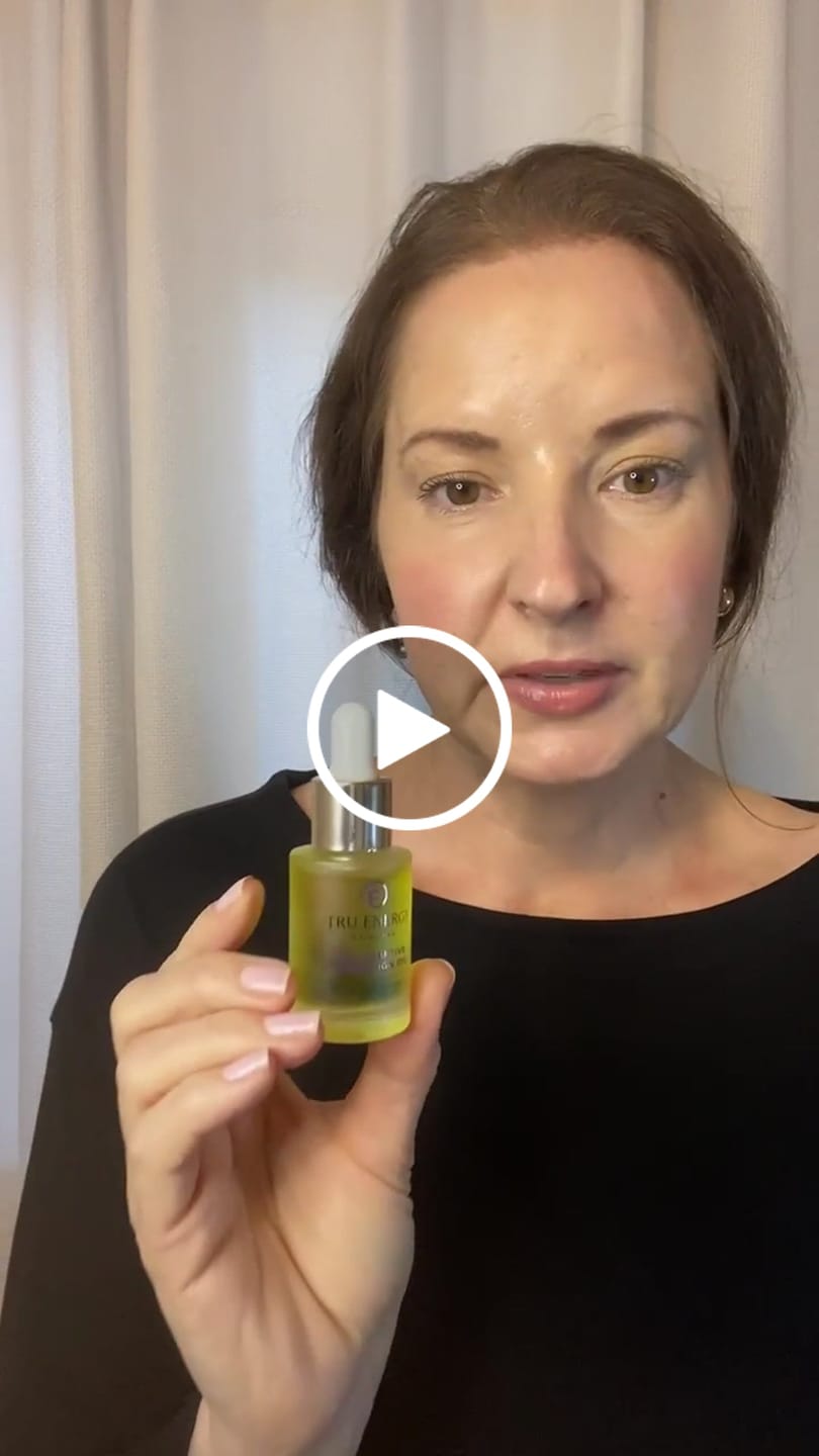 Customer video review of Bio-Adaptive Hydration Oil