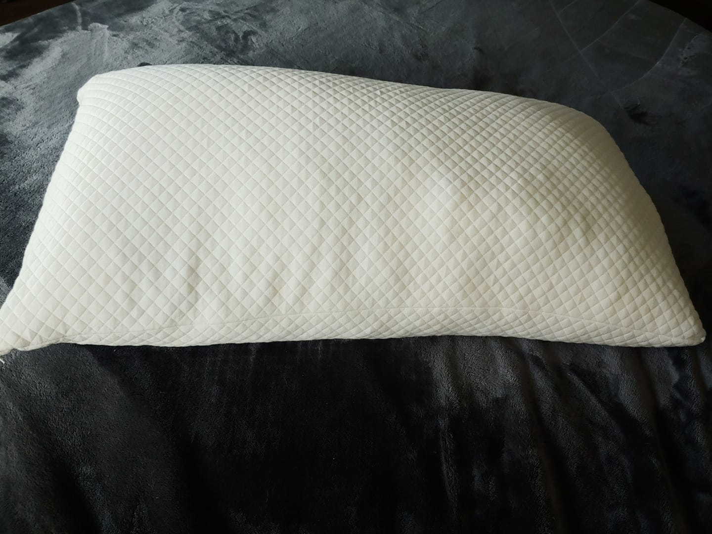 Customer photo review of Höhenverstellbares Memory-Foam-Kissen FlexCloud