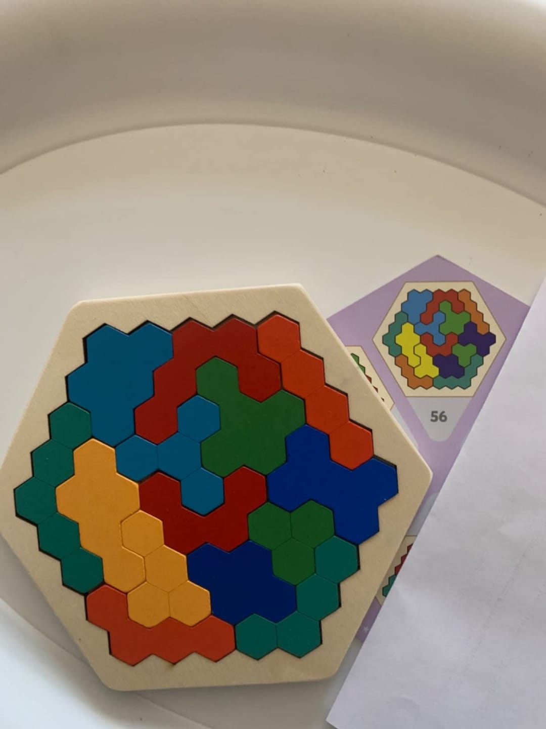 Customer photo review of Holz Hexagon Puzzle Lernspielzeug | Kognitives Motorikspiel Geometrie Kleinkind
