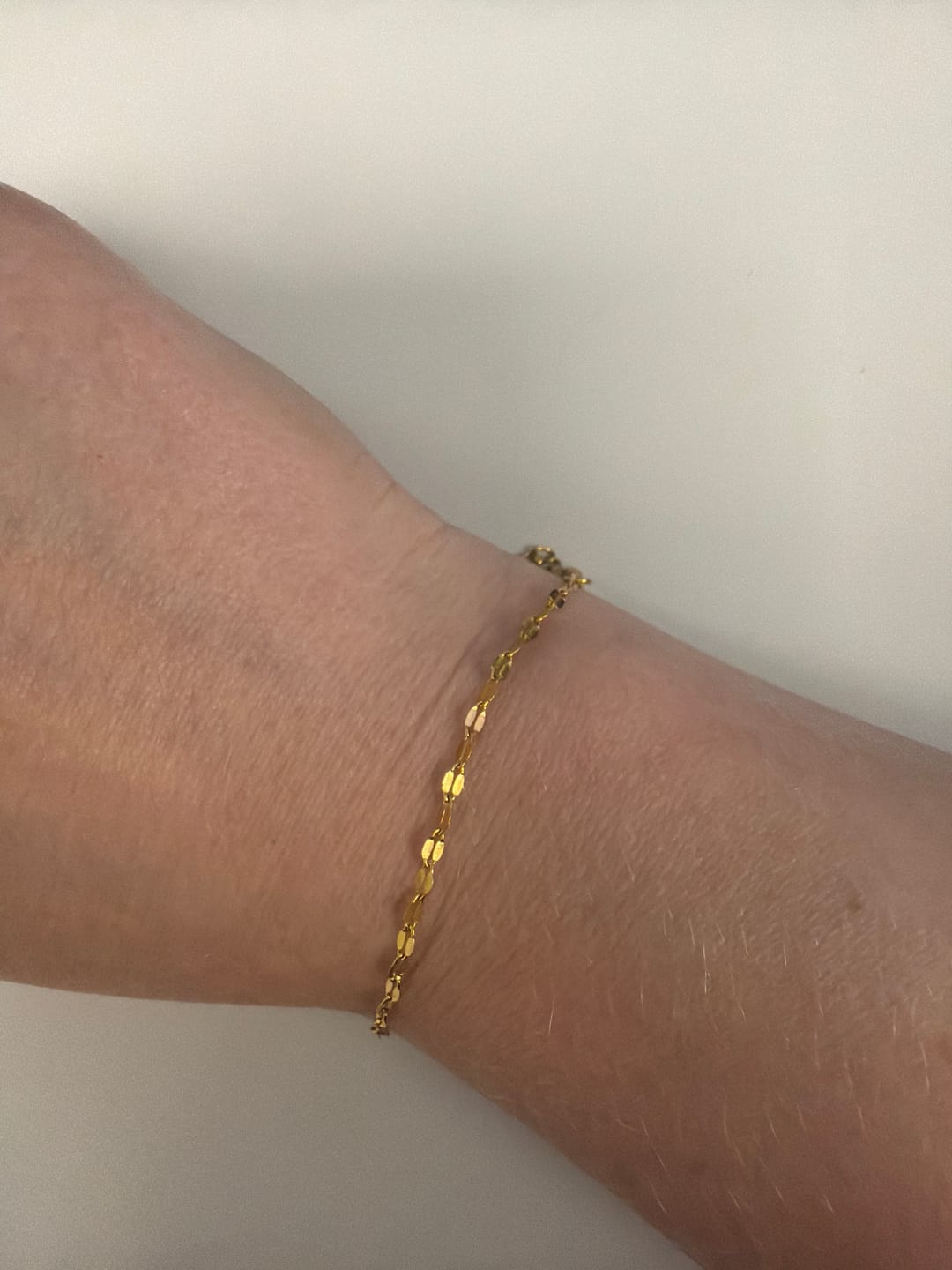 Customer photo review of Leila Gold Chain Bracelet