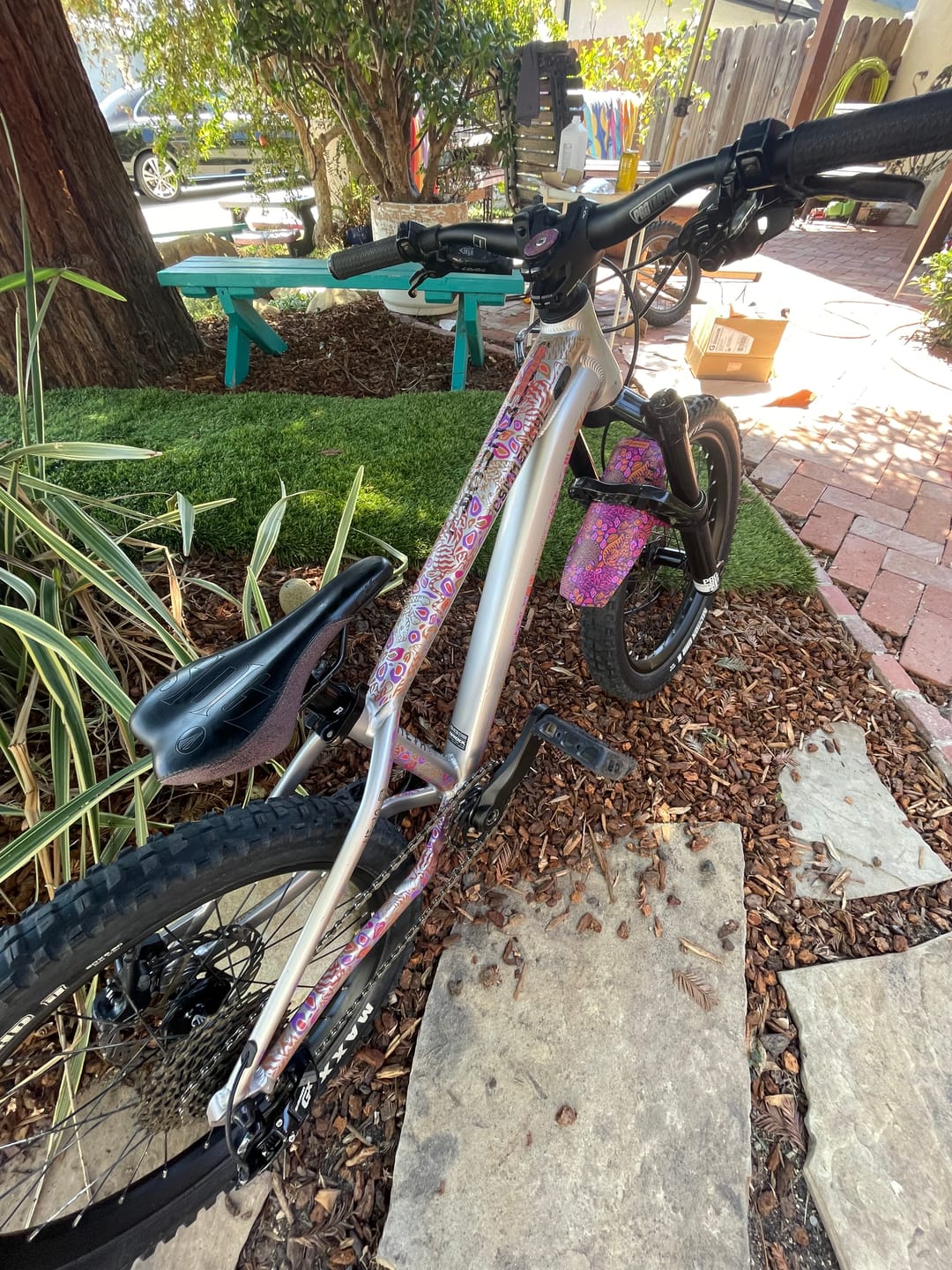 Customer photo review of Jungle Gems - Limited Edition Topcap
